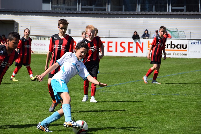 皇马维尼修斯关键进球助球队取胜